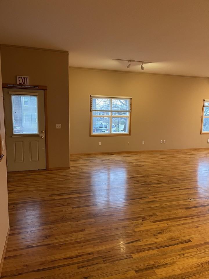 324 Talent Ave #A - Photo 6 of 13