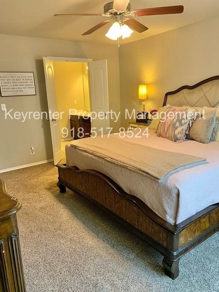 11108 N 146th East Ave - Photo 5 of 15