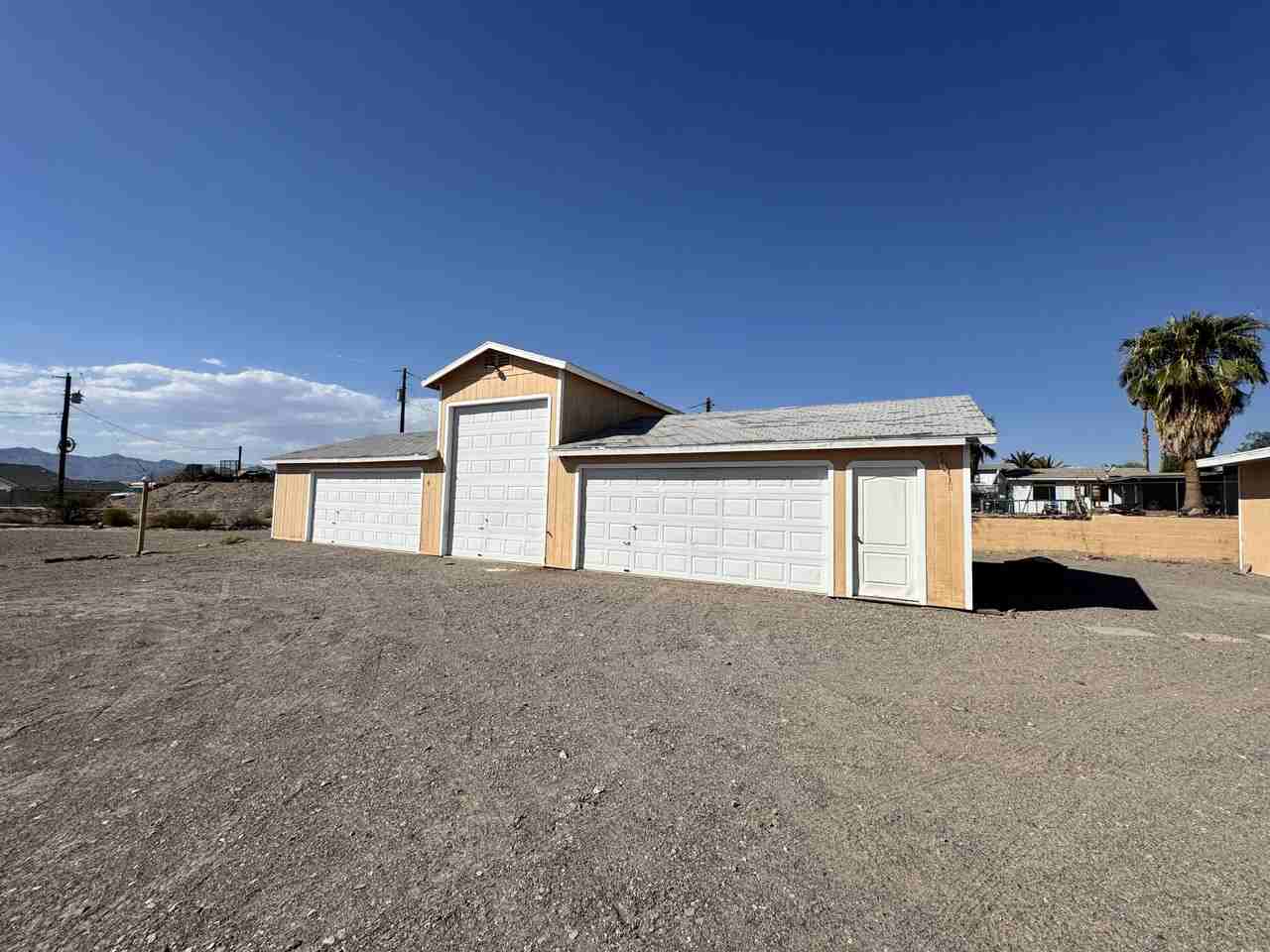 5725 S Bison Ave #1 - Photo 3 of 41