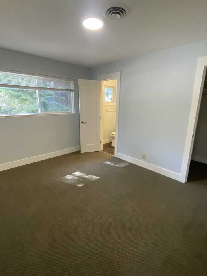 673 James Ave #3 - Photo 6 of 11