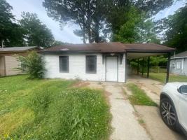 featured image of 205 Lindsey Dr #1