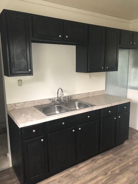 1614 Fremont St #1 - Photo 4 of 10