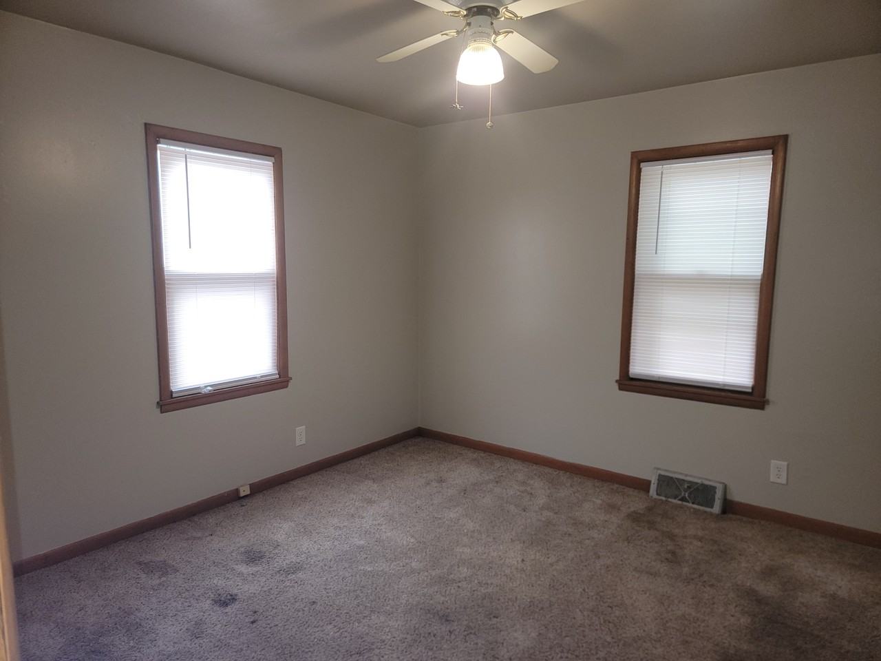 1314 Suggett Ave #1 - Photo 7 of 9