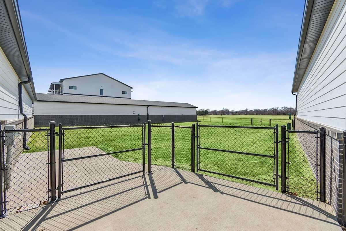1101 Riverview Dr
