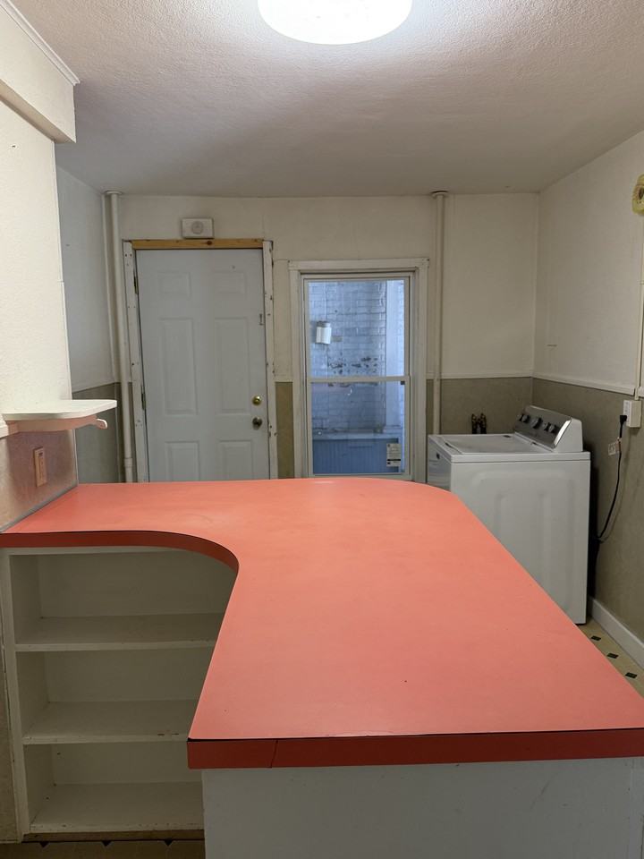 163 Oak St #2 - Photo 2 of 6