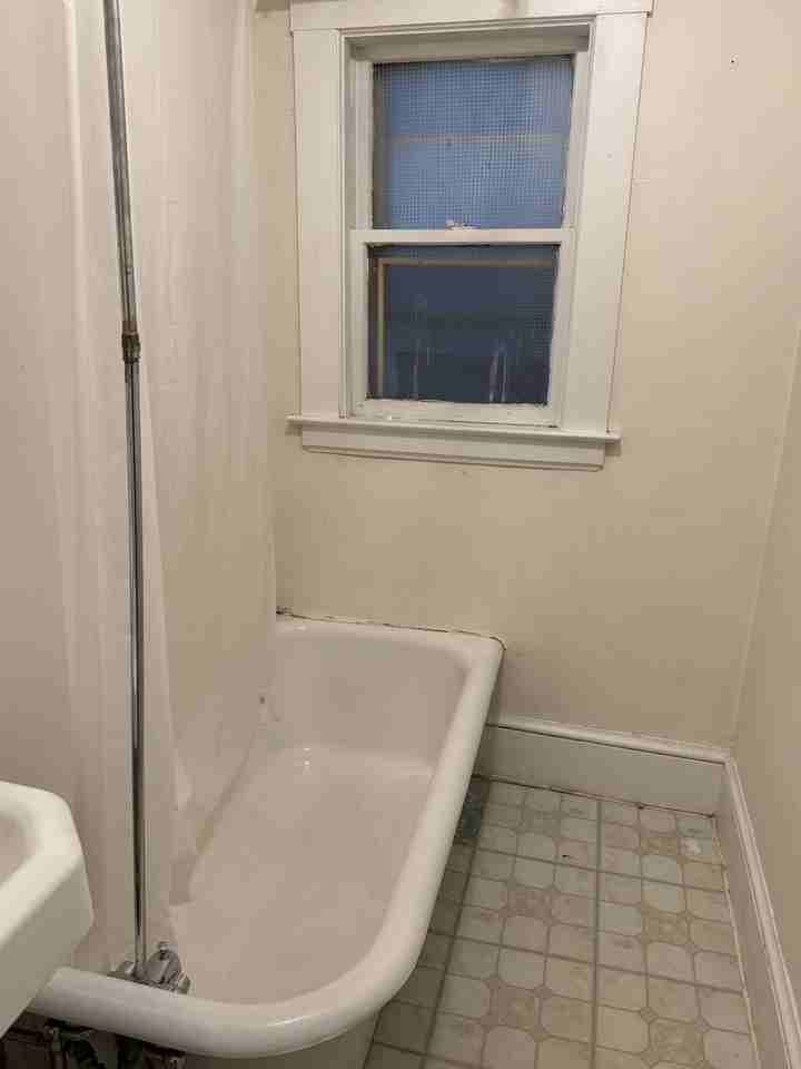 163 Oak St #2 - Photo 6 of 6