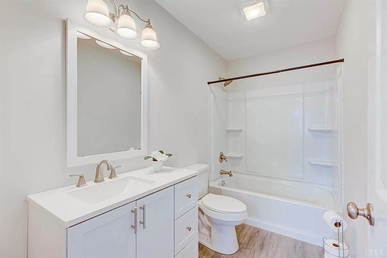 403 Grove St #1 - Photo 6 of 11