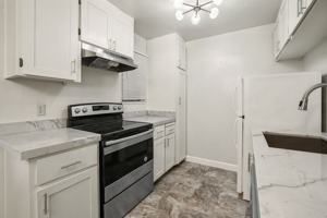 featured image of 3205 Golden Oaks Ln