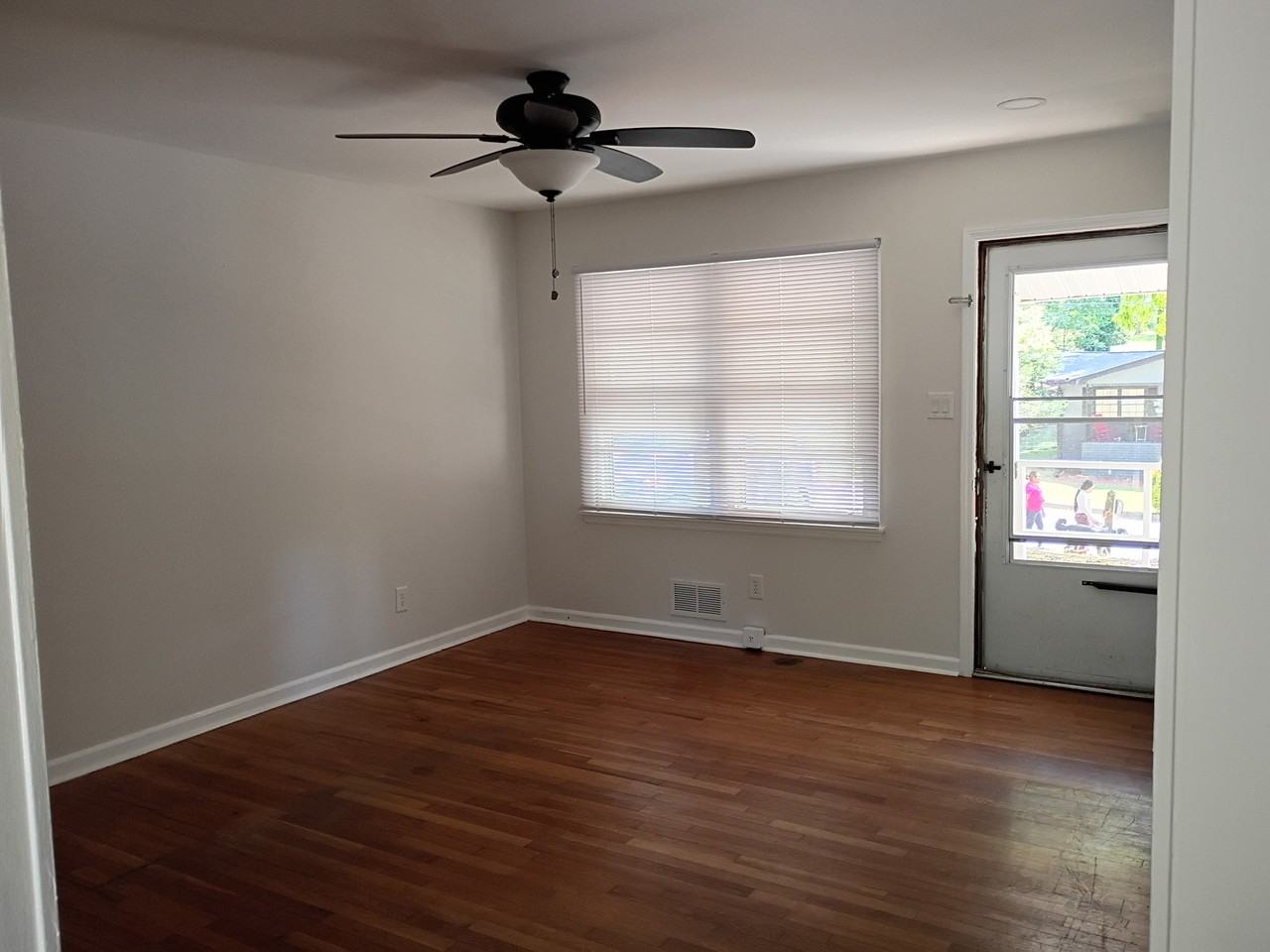 2480 Woodland Dr Nw #1 - Photo 4 of 17