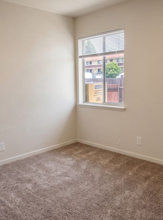 1173 Oakview Ave #1173 - Photo 4 of 6