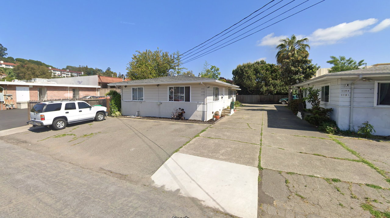 1173 Oakview Ave #1173 - Photo 6 of 6