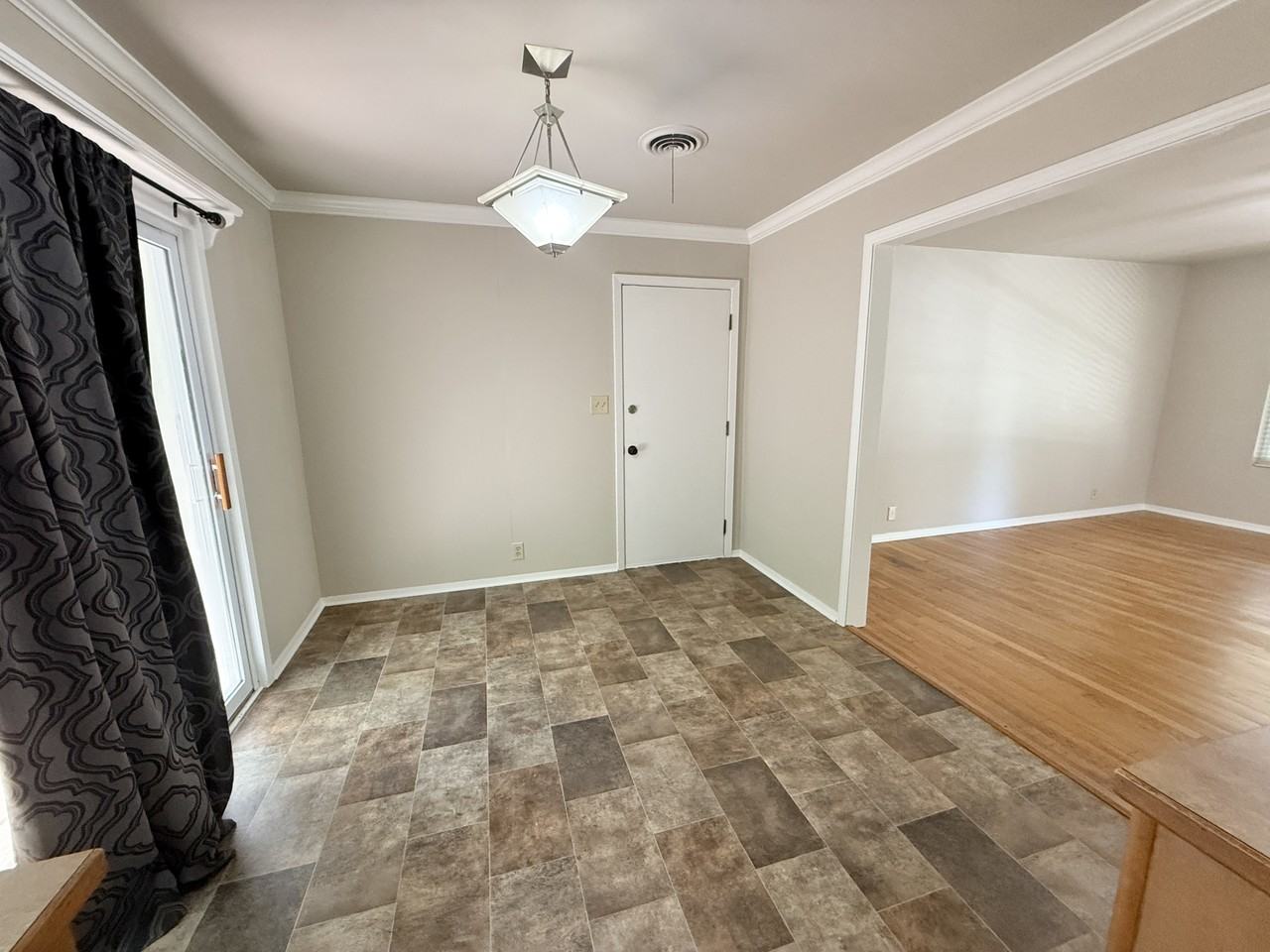 207 Casalinda Cir #1 - Photo 7 of 31