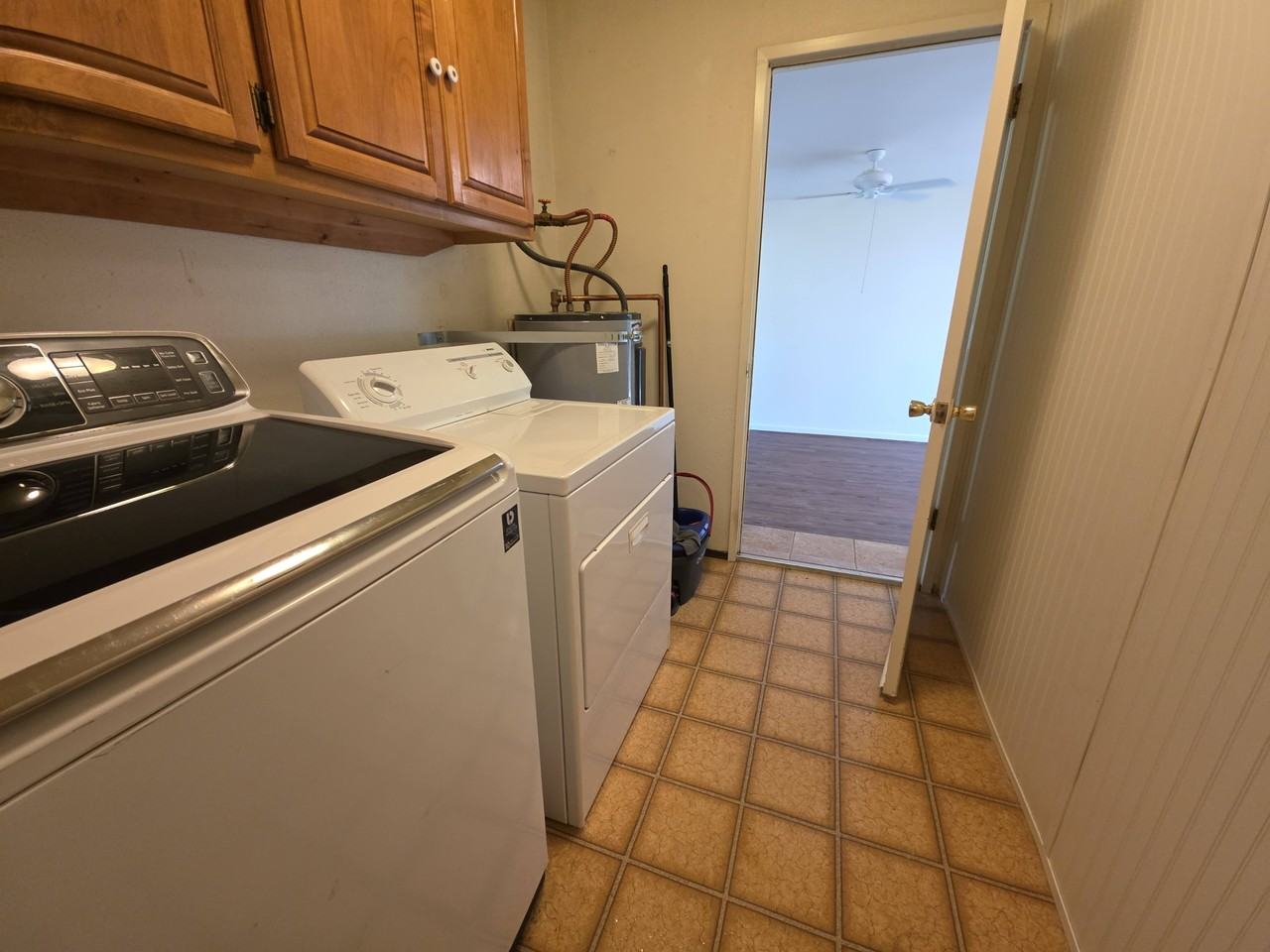 Shangrila Dr #1 - Photo 6 of 12