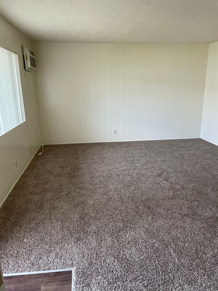 1020 Carob - Photo 3 of 11