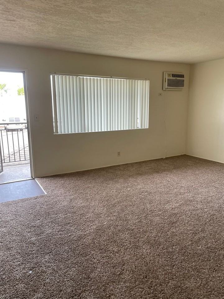 1020 Carob - Photo 4 of 11