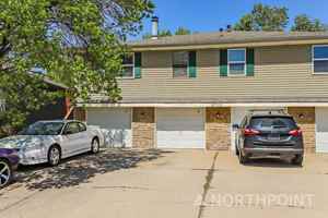 featured image of 8710 Nw 82nd Ter