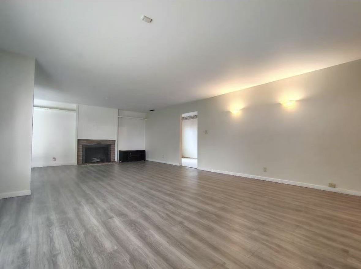 4417 A Pkwy #1 - Photo 4 of 18