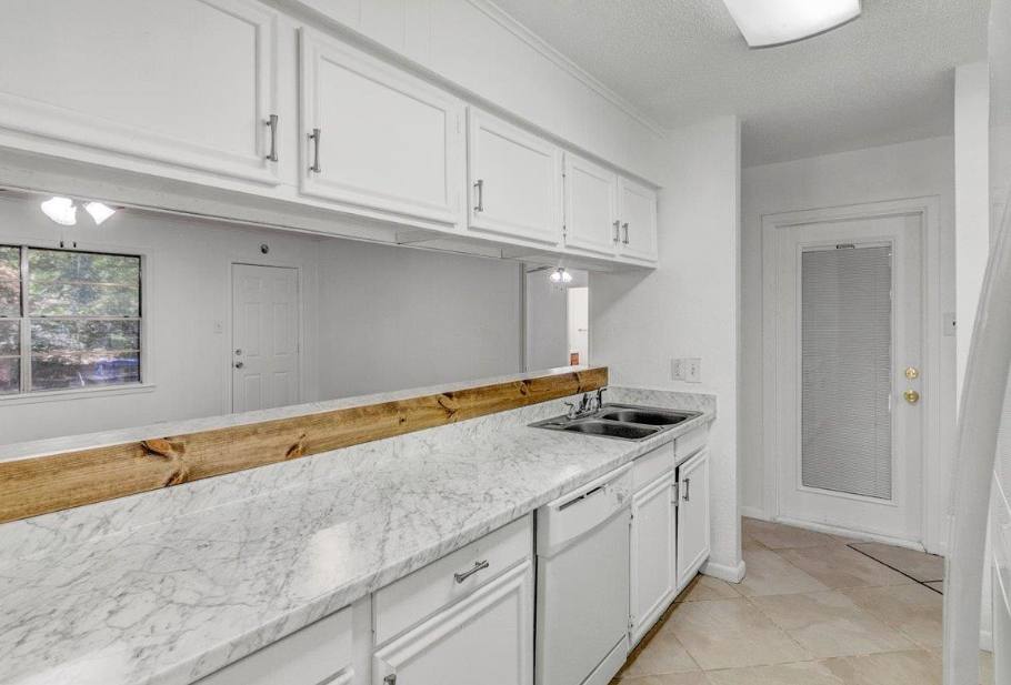 5585 Scenic Dr #1 - Photo 6 of 16