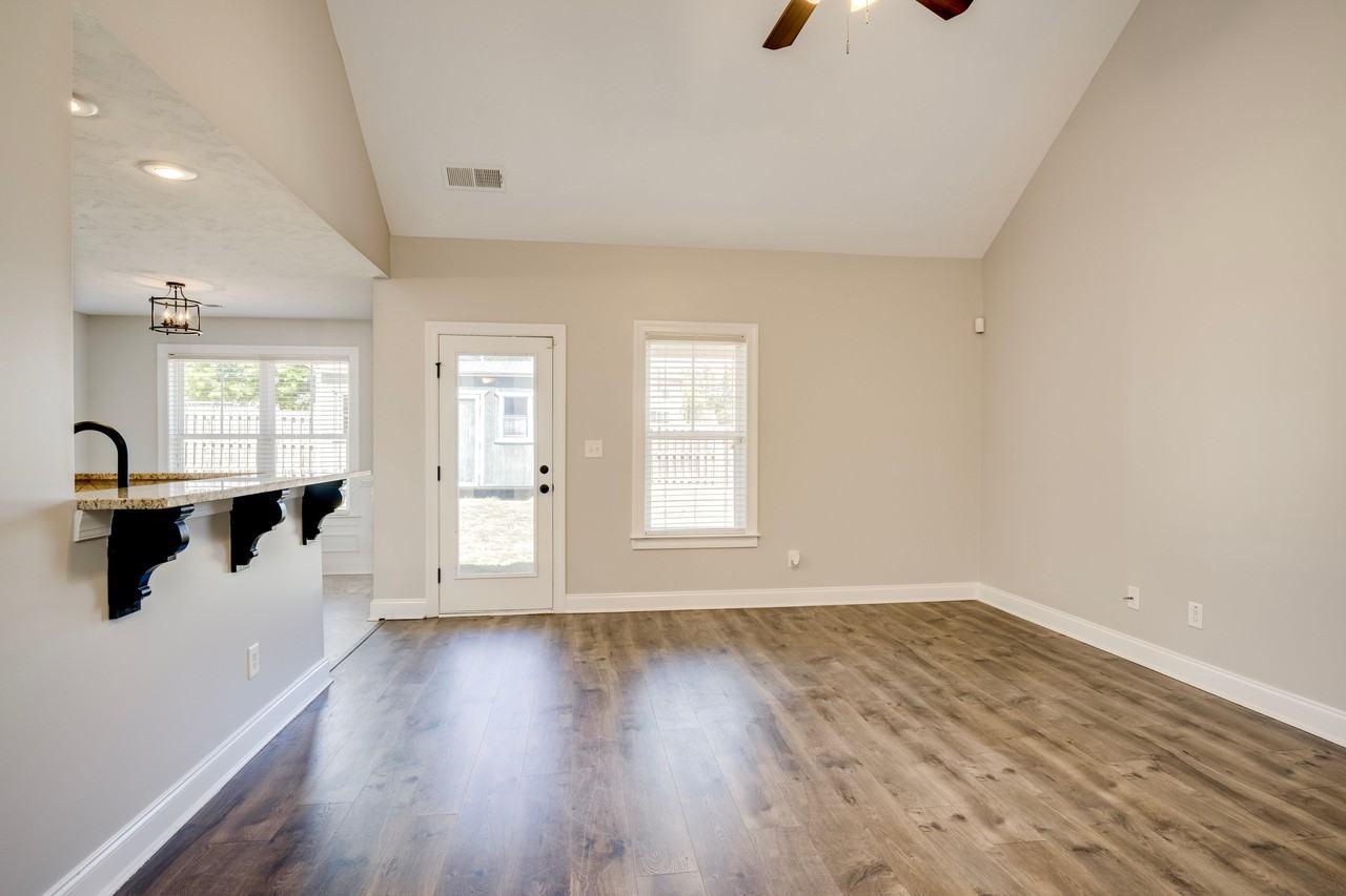 635 Shipley Ave #1 - Photo 5 of 34