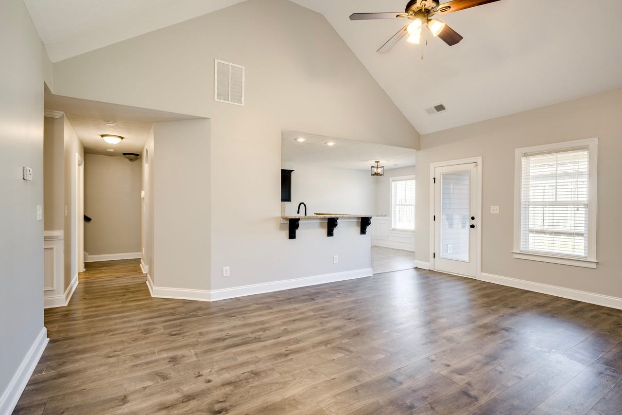 635 Shipley Ave #1 - Photo 6 of 34