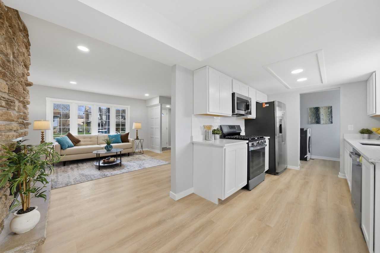 593 Bristol Ln #1 - Photo 2 of 20