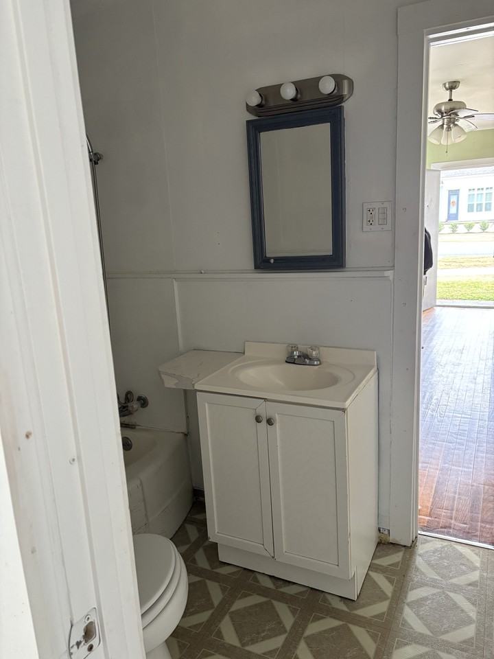 505 E Main St #1 - Photo 4 of 9