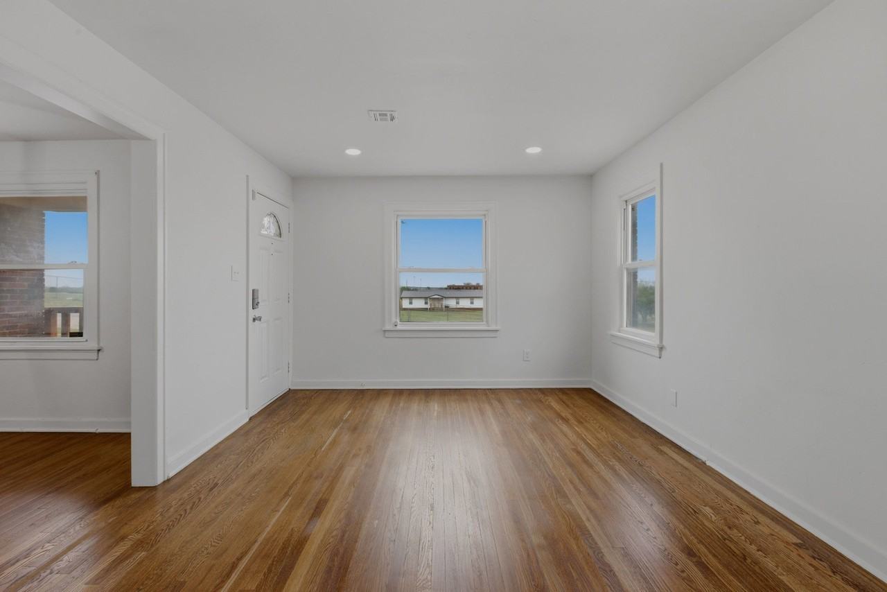 2020 Ne 30th St #1 - Photo 5 of 19