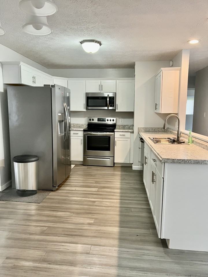 215 Pleasant Vly #1 - Photo 2 of 20
