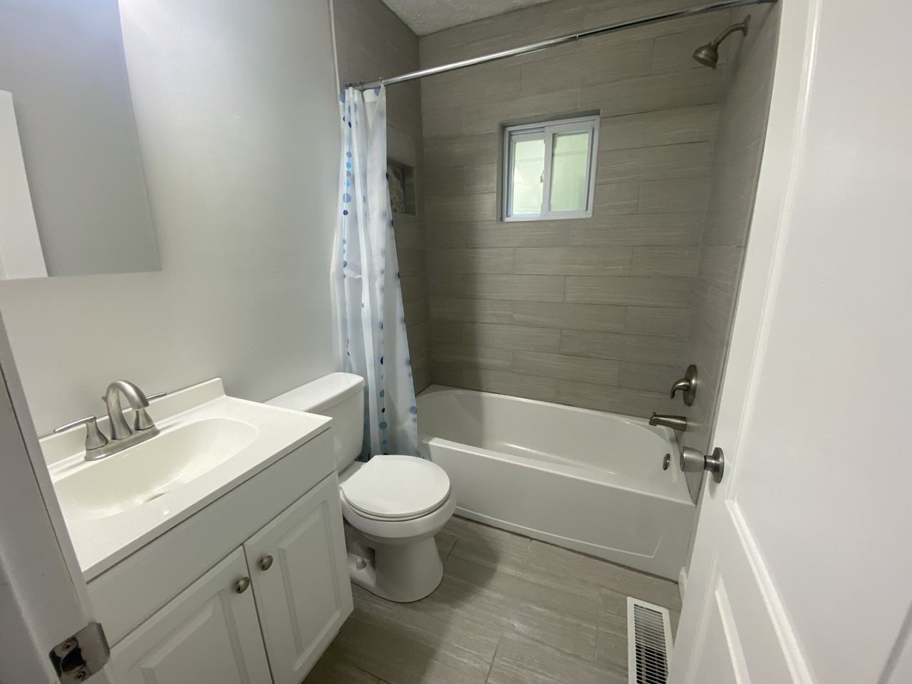 215 Pleasant Vly #1 - Photo 6 of 20