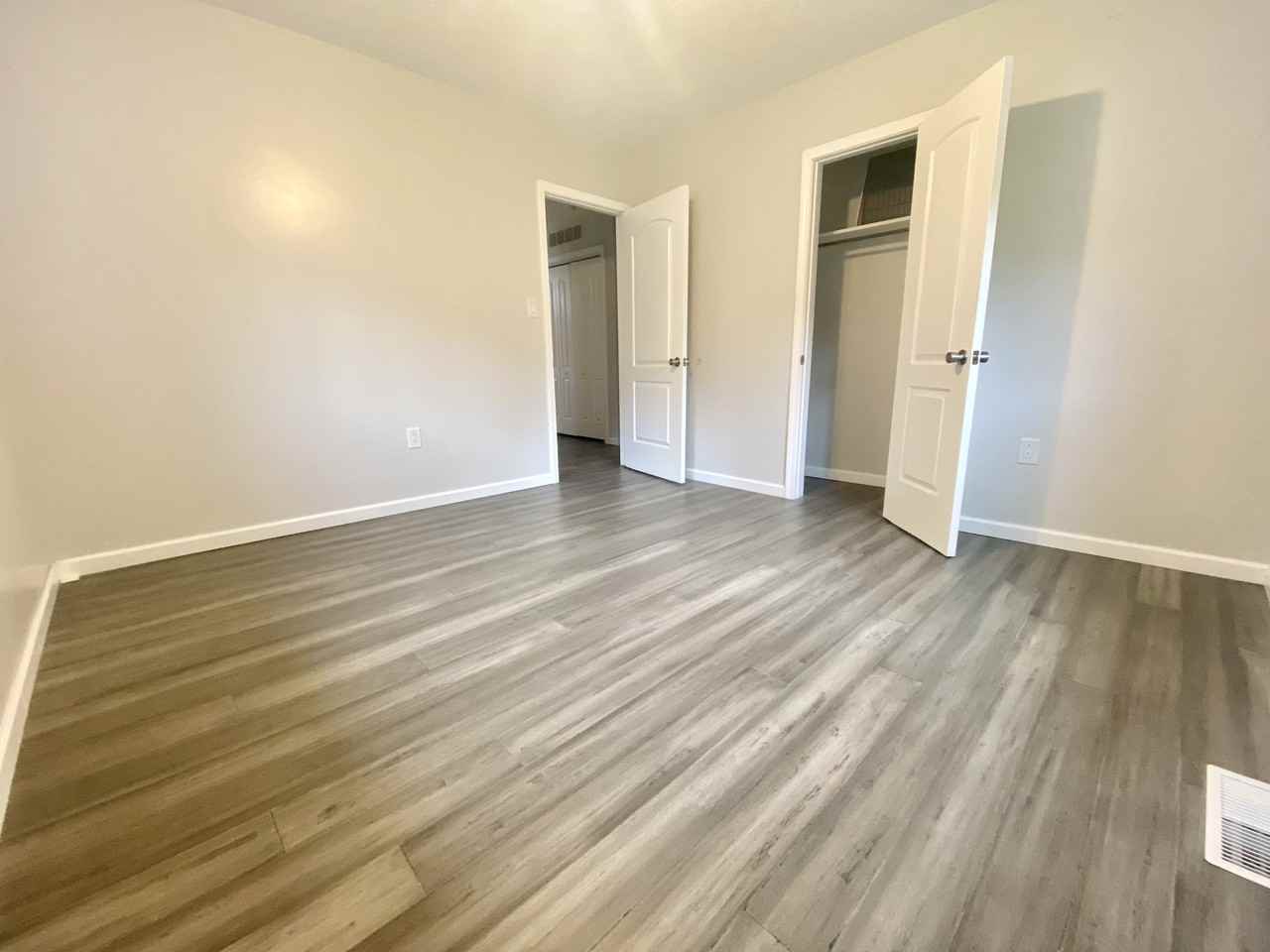 215 Pleasant Vly #1 - Photo 7 of 20