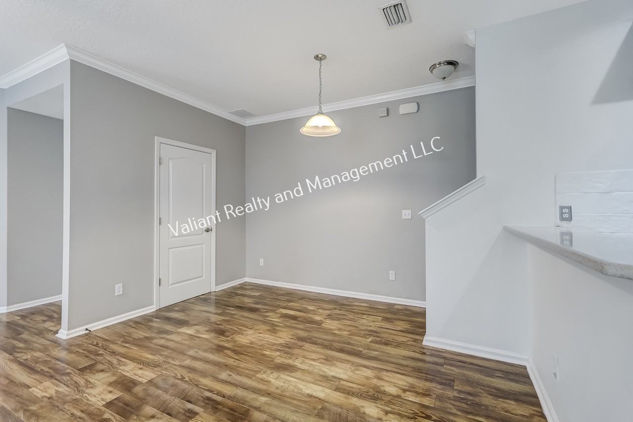 12362 Sand Pine Ct #1 - Photo 6 of 37