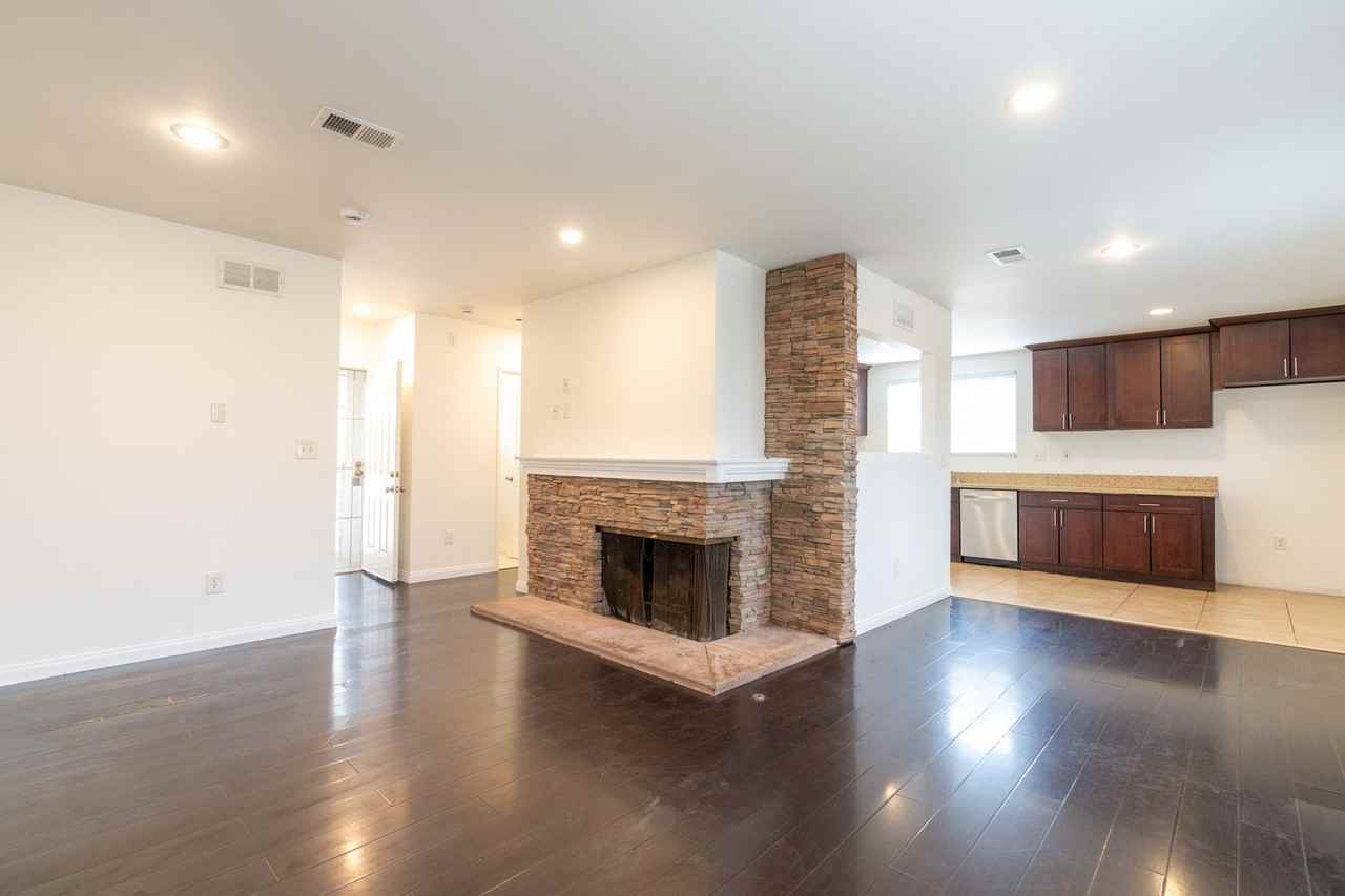 2540 Hudspeth St - Photo 2 of 24