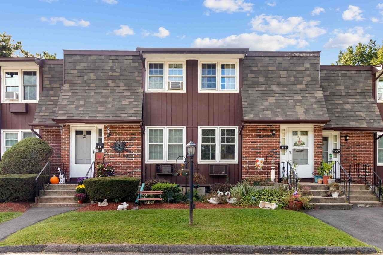 Plymouth Village Apartments - Photo 4 of 21