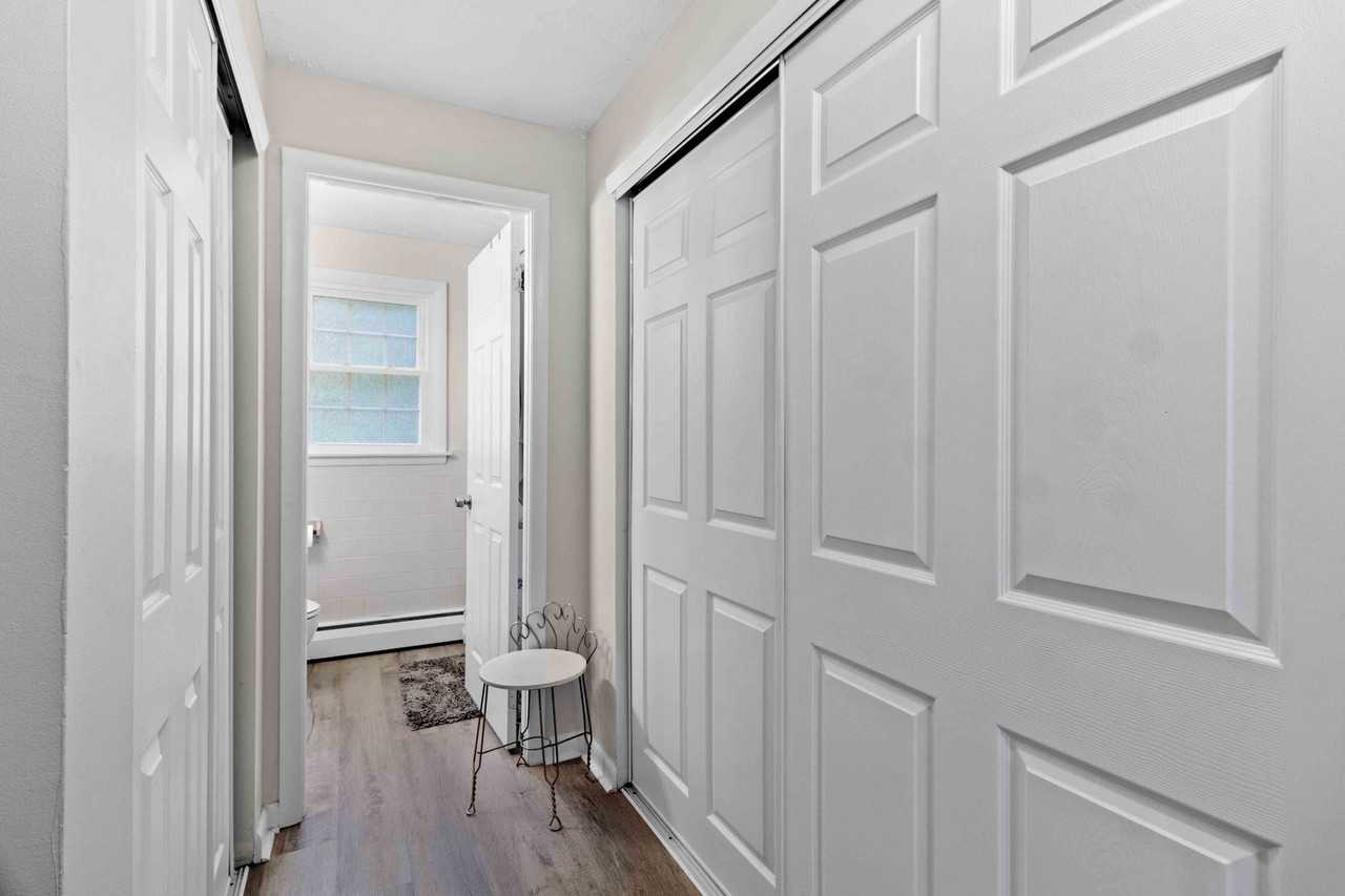 Plymouth Village Apartments - Photo 5 of 21