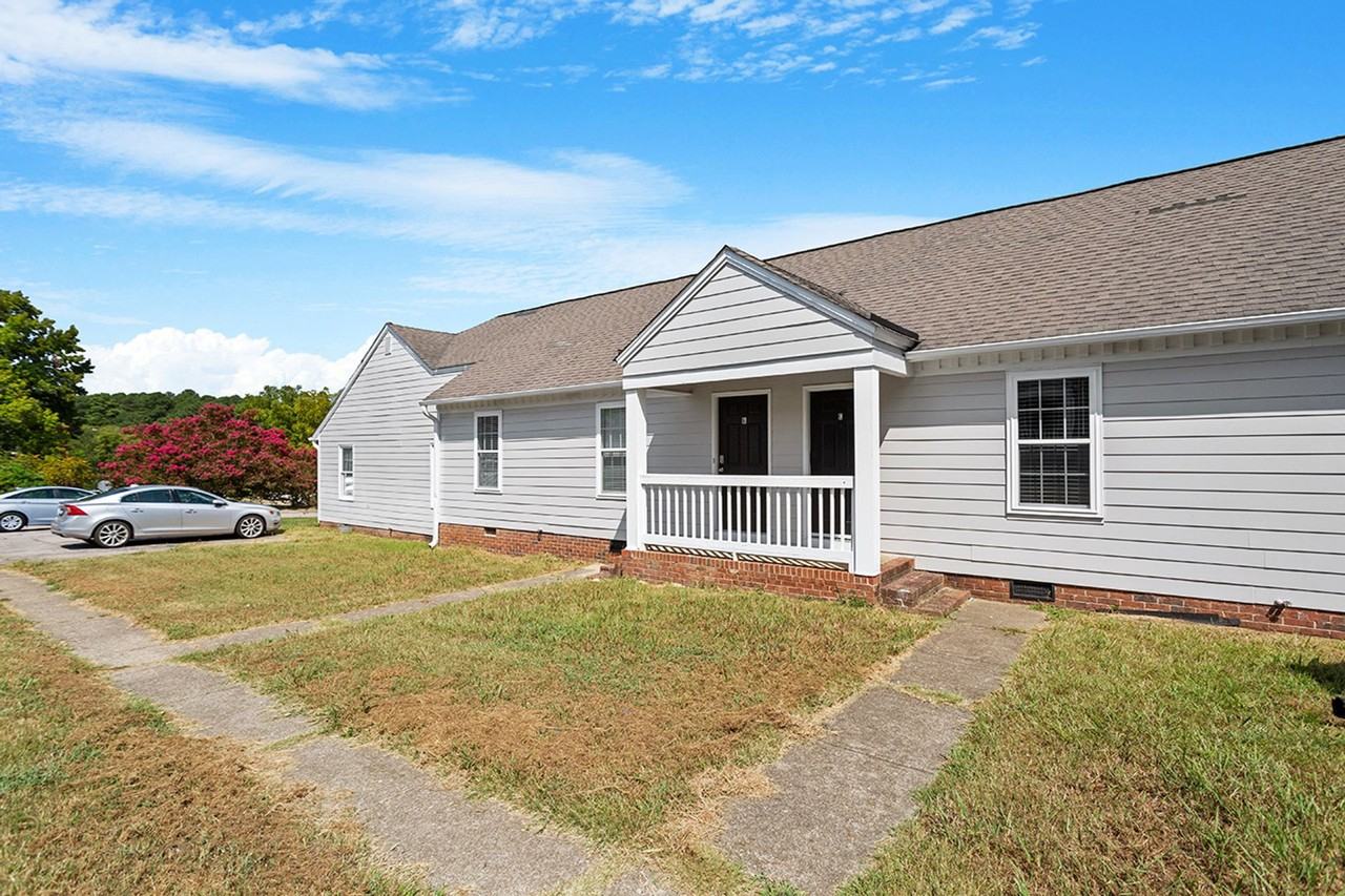 4720 Hoyle Dr Raleigh NC - Photo 4 of 10