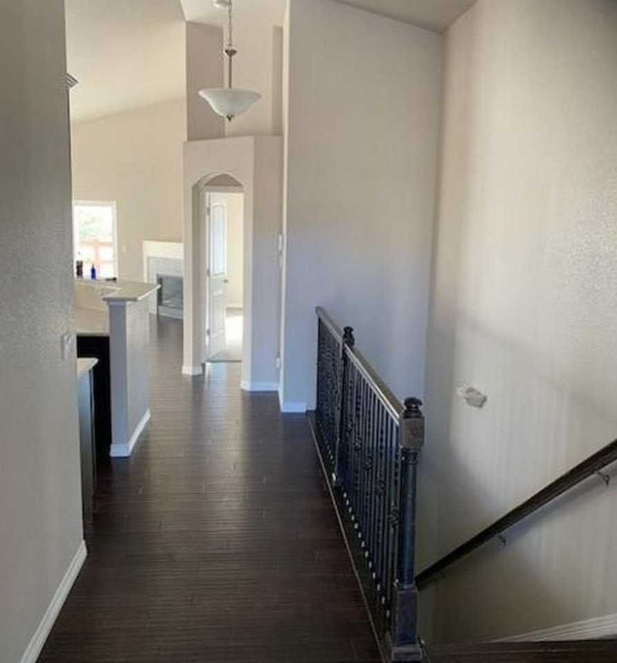 803 Tailings Dr - Photo 2 of 6