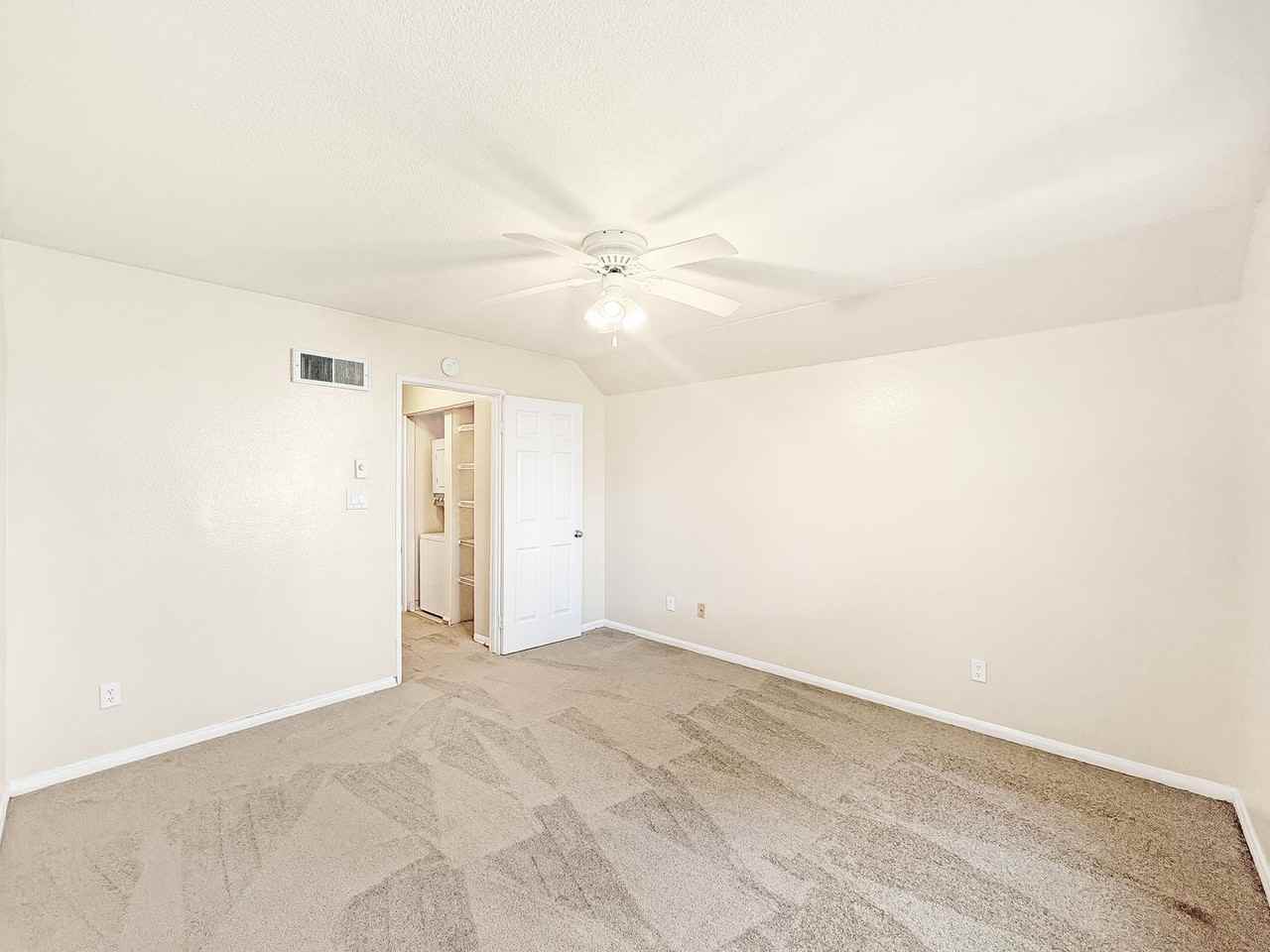 7585 Charmant Dr #805 - Photo 7 of 15