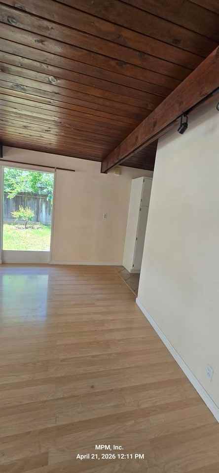 645 Bolen Dr - Photo 3 of 21