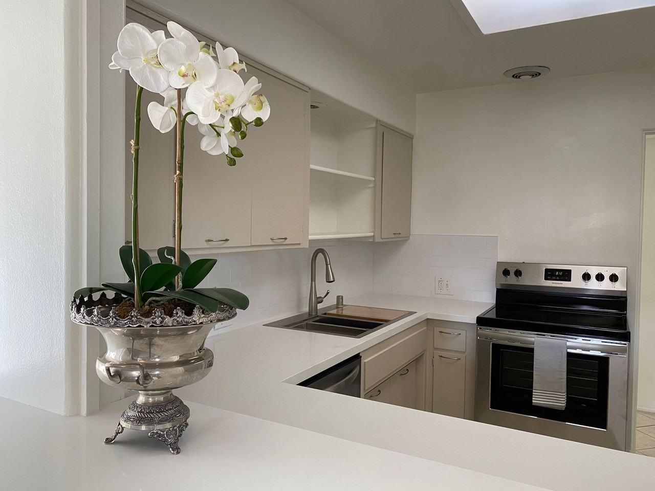Alloy Properties LLC - Photo 6 of 31
