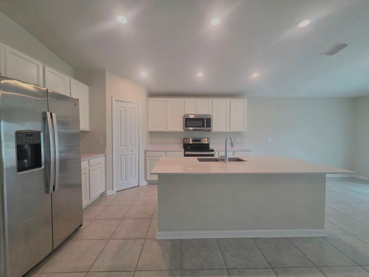 327 Macarthur St - Photo 6 of 29