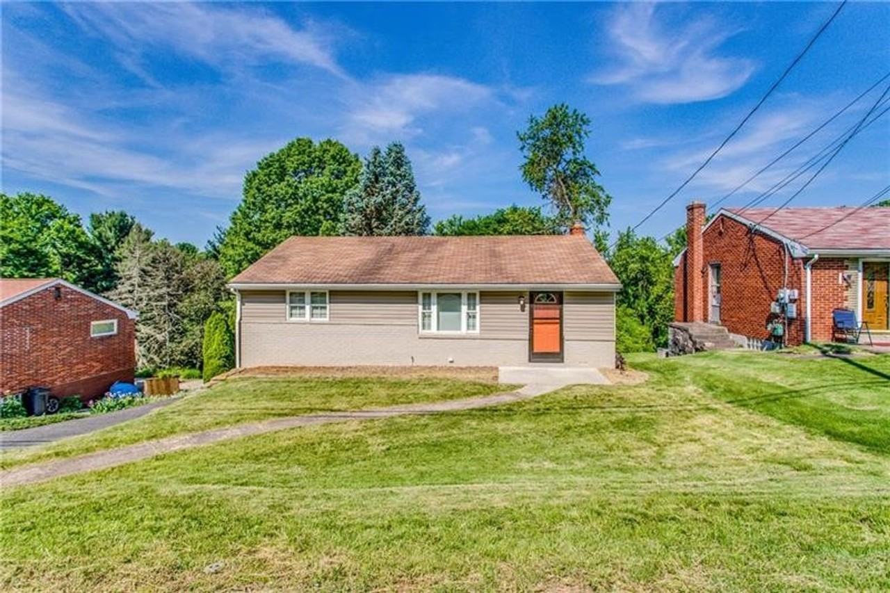 114 Neilson Dr - Photo 2 of 25