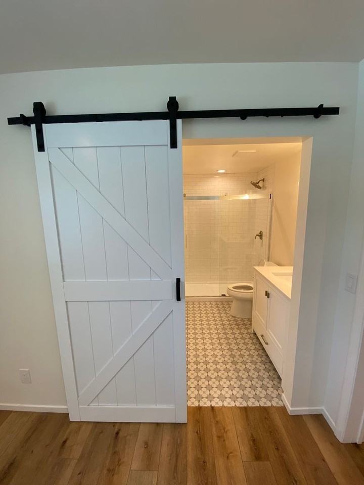 1418 Bath St - Photo 5 of 13