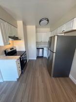 Pond Place Apts - Photo 1 of 1