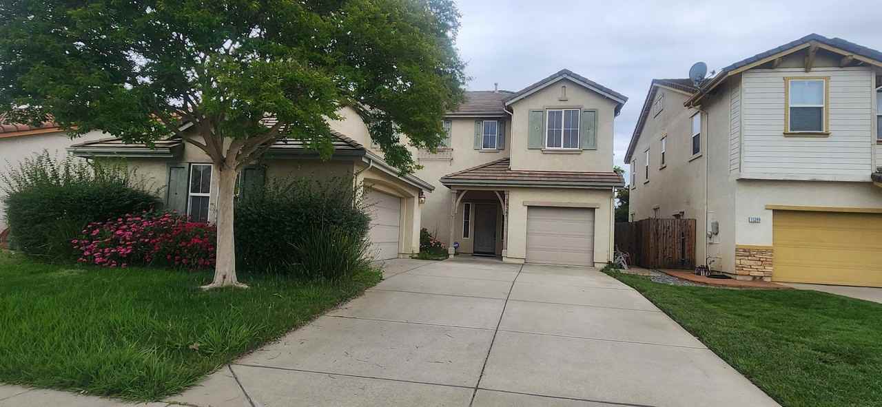 10285 Beckley Way - Photo 2 of 23