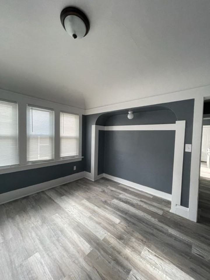 3211-3213 N Buffum St - Photo 2 of 9