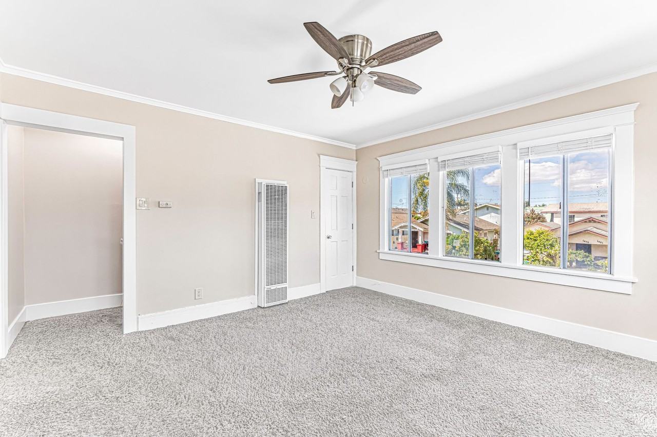 1460 Gaviota Avenue - Photo 2 of 35