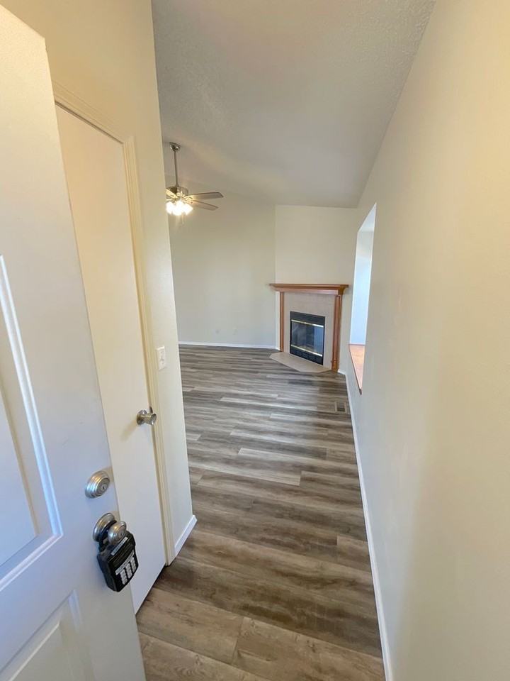 8166 Telegraph Dr - Photo 7 of 40