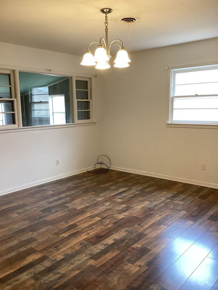 108 Oklahoma Dr - Photo 5 of 16