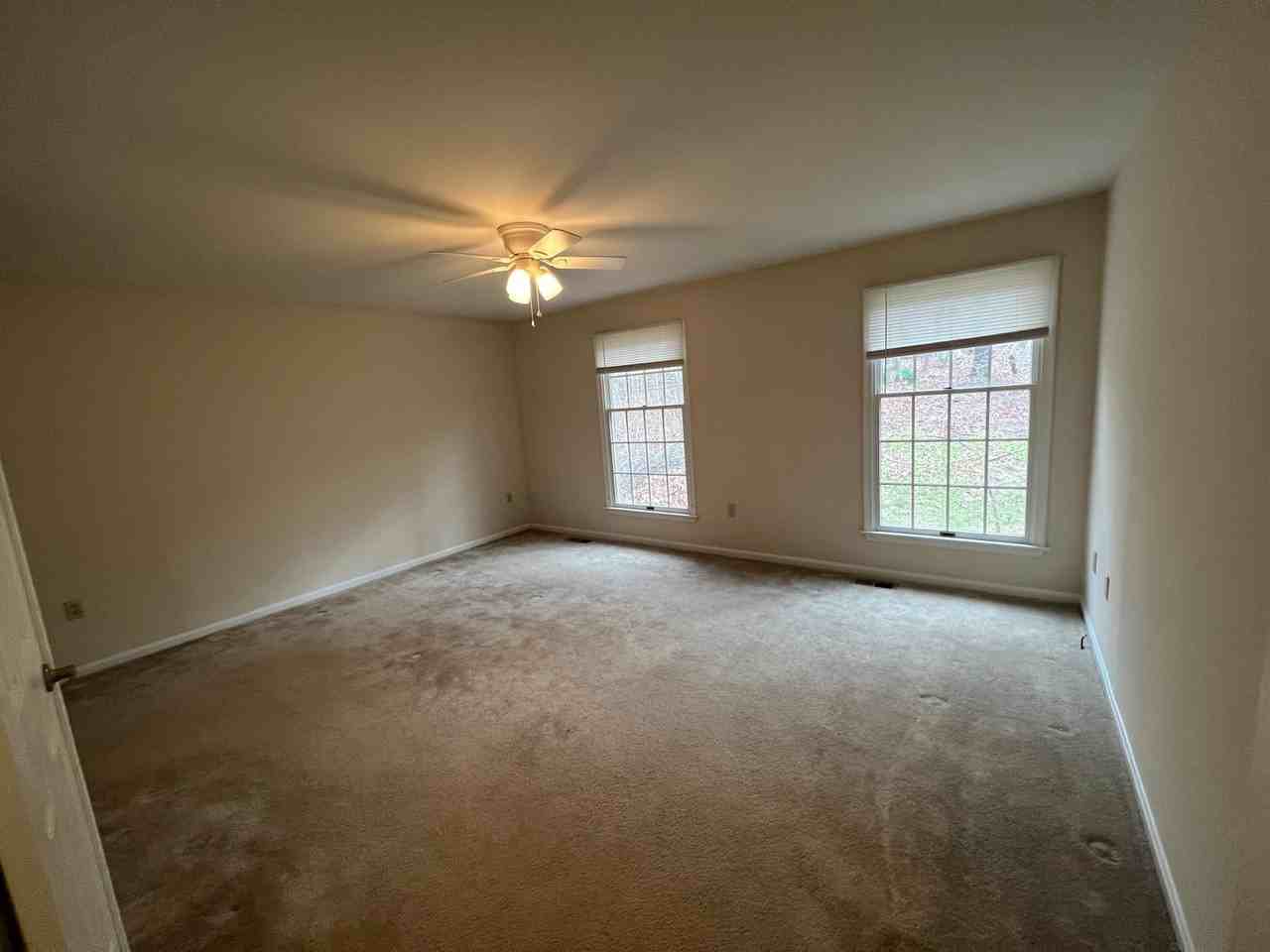 8260 Capitol Cir - Photo 7 of 9