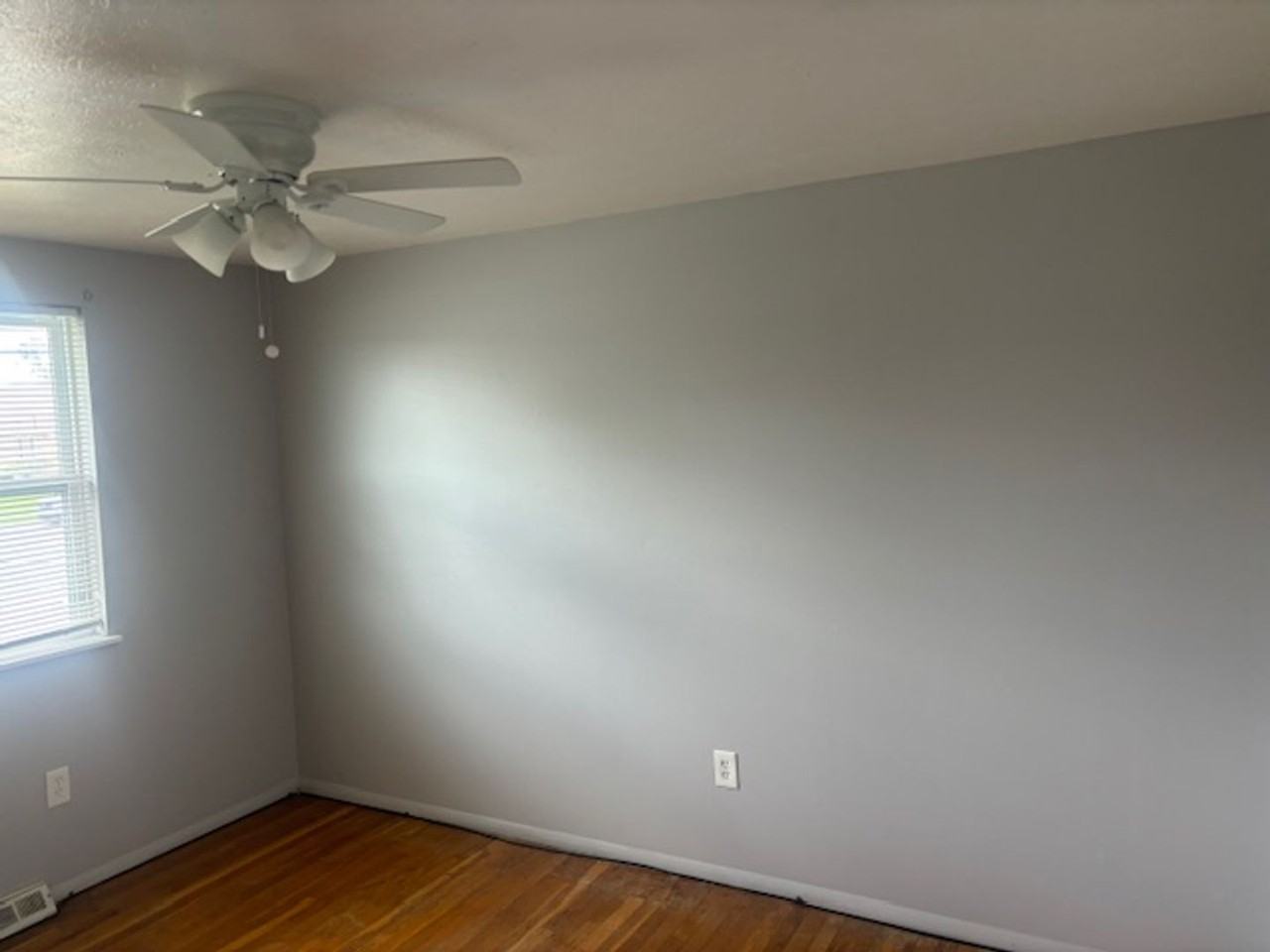 3912 Leavitt Rd - Photo 7 of 15